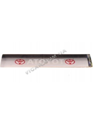 Наклейка от солнца Toyota 